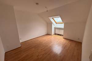 Gemütliche 3-Zimmer-Dachgeschosswohnung in Wuppertal-Elberfeld