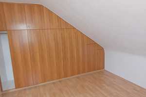Schöne 3-Zimmer-Dachgeschosswohnung mit gehobener Innenausstattung mit Balkon und EBK in Stuttgart – Sterntalerweg 12, 70567 Stuttgart – Vorschaubild 5