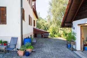 Freistehendes 3-Familienhaus in Baiersbronn – vollvermietet, mit Ausblick & Doppelgarage – Die vollständige Adresse der Immobilie erhältst du vom Anbieter., 72270 Baiersbronn – Vorschaubild 14