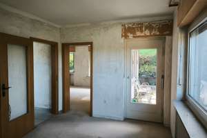 Freistehender Bungalow in TOP-Lage auf 710m² Grundstück am Giersberg – Schultestr. 37, 57076 Weidenau, Siegen – Vorschaubild 2