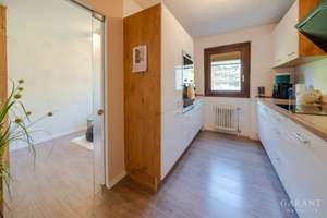 Sonnige und charmante Wohnung mit Balkon und gepflegter Ausstattung – Die vollständige Adresse der Immobilie erhältst du vom Anbieter., 81825 Josephsburg, München – Vorschaubild 3