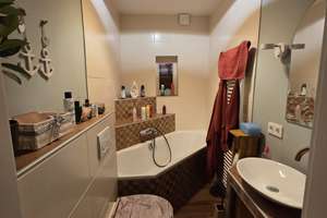 Property thumbnail 11