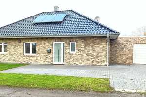Zentrum! Junger Bungalow, KfW 55 Energie mit Garage, Kaminofen, EBK. Pflegeleichtes Grundstück… – Leer (Kreis) – Vorschaubild 4