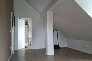 Moderne 3-Zimmer-Wohnung mit Dachterrasse zu vermieten – Schillstraße 26a, 86167 Lechhausen-West, Augsburg – Vorschaubild 4