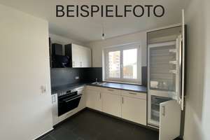 Kernsanierte 2-Zimmer-Wohnung mit Einbauküche und Wintergarten – Scapinellistr. 2 B, 81241 Pasing, München – Vorschaubild 3