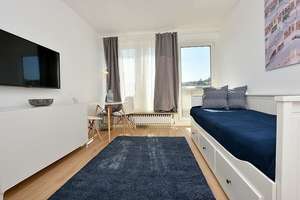 Sehr schön möbliertes Apartment in Stuttgart West – Die vollständige Adresse der Immobilie erhältst du vom Anbieter., 70174 Universität, Stuttgart – Vorschaubild 1