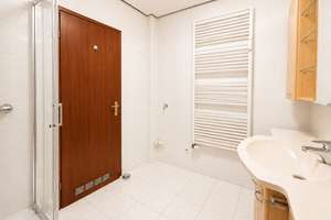 Renovierte 3-Zimmer-Wohnung mit gelungener Aufteilung, großzügigem Balkon und Stellplatz. – 53177 Alt-Godesberg, Bonn – Vorschaubild 15