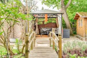 Großzügiges Zuhause mit vielseitig nutzbarem Untergeschoss und idyllischer Gartenoase – Die vollständige Adresse der Immobilie erhältst du vom Anbieter., 12623 Mahlsdorf, Berlin – Vorschaubild 4