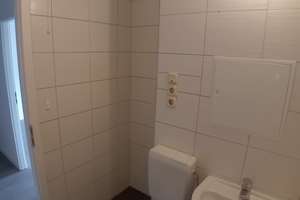 1,5-Zimmer, Balkon & Keller, ruhige Lage – Urho-Kekkonen-Straße 2, 18147 Toitenwinkel, Rostock – Vorschaubild 3
