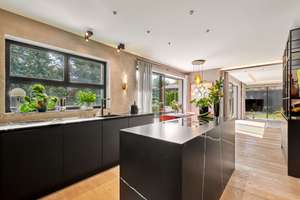 Ästhetisches Design-Domizil mit hinreißendem Garten und viel Privatsphäre – Die vollständige Adresse der Immobilie erhältst du vom Anbieter., 80689 Blumenau, München – Vorschaubild 5