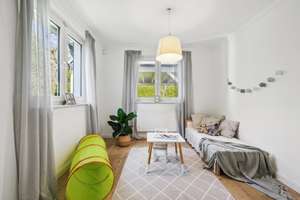 PROVISIONSFREI |  Gut geschnittener und modern ausgestatteter Bungalow – Die vollständige Adresse der Immobilie erhältst du vom Anbieter., 22359 Volksdorf, Hamburg – Vorschaubild 12