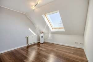 Offenes Wohnen auf zwei Ebenen – Maisonette mit Südbalkon – Die vollständige Adresse der Immobilie erhältst du vom Anbieter., 50859 Widdersdorf, Köln – Vorschaubild 9