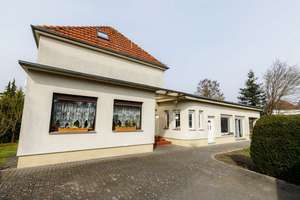 Geräumiges 6-Zimmer-Haus in Berlin-Britz (Neukölln)