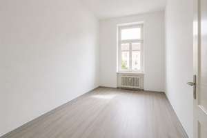 Essen: Renovated 3-room apartment, approx. 6% ROI, Commission-FREE [INVESTMENT] – Die vollständige Adresse der Immobilie erhältst du vom Anbieter., 45127 Stadtkern, Essen – Vorschaubild 2