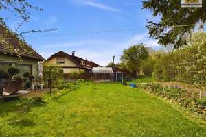Vielseitiges 2-Familienhaus mit Ausbaureserve & großem Garten in Birstein – Die vollständige Adresse der Immobilie erhältst du vom Anbieter., 63633 Birstein – Vorschaubild 2