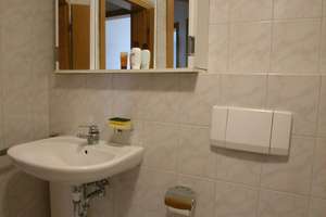 Helles, möbliertes 1,5-Zi-Kü-Bad-Dachgeschoss-Appartment/ AG55422 – Die vollständige Adresse der Immobilie erhältst du vom Anbieter., 33098 Kernstadt, Paderborn – Vorschaubild 7