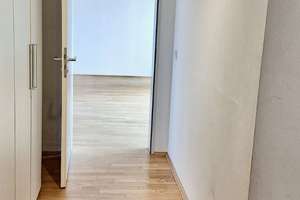 Charmante und sonnige 3-Zimmer-Wohnung in Schwabing – Die vollständige Adresse der Immobilie erhältst du vom Anbieter., 80797 Schwere-Reiter-Straße, München – Vorschaubild 5