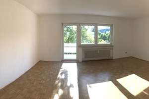 Freundliche 2-Zimmer Wohnung mit Balkon und EBK in ruhiger und zentraler Lage in Regensburg – 93059 Stadtamhof, Regensburg – Vorschaubild 3