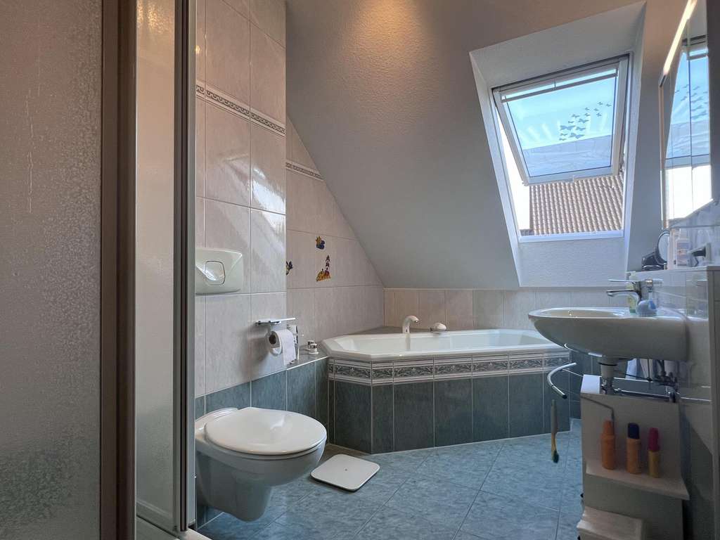 Immobilie in Lichtentanne - Charmant & Fein - Zieh Einfach Ein! - Bild 3