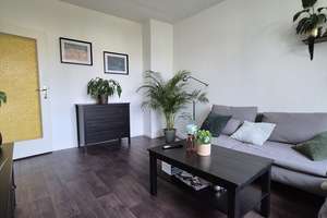 Gepflegtes 2-Zimmer-Apartment mit Laminat und EBK zum fairen Preis** – Berchtesgadener Straße 47, 1279 Laubegast, Dresden – Vorschaubild 1