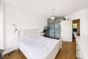 Blick auf die Rheinauen: 3-Zimmer-Wohnung mit Terrasse und TG-Stellplatz in Düsseldorf Kaiserswerth – Die vollständige Adresse der Immobilie erhältst du vom Anbieter., 40489 Kaiserswerth, Düsseldorf – Vorschaubild 6