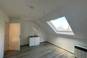 Ein Zimmer mit Gemeinschaftsbad wartet auf dich! – Mandelslohstraße 2, 30419 Hannover – Vorschaubild 2