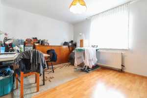 Vermietetes Einfamilienhaus mit Garten, 2 Freistellplätzen und Garage in Homburg – Saarpfalz-Kreis – Vorschaubild 6