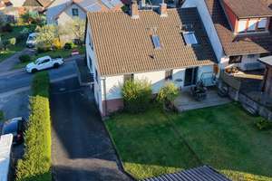 Grünes Wohnglück in Bischbrunn – EFH mit Einliegerwohnung und Garten – Die vollständige Adresse der Immobilie erhältst du vom Anbieter., 97836 Bischbrunn – Vorschaubild 2