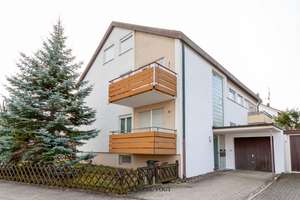 Perfektes Zuhause für jede Lebensphase -
Wohnraum mit Flexibilität für Familie und Kapitalanlager – Die vollständige Adresse der Immobilie erhältst du vom Anbieter., 73666 Baltmannsweiler – Vorschaubild 1