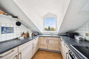 Vermietete 2,5 Zimmer Dachgeschoss Wohnung direkt am Luitpoldpark – 85051 Münchener Straße, Ingolstadt – Vorschaubild 14