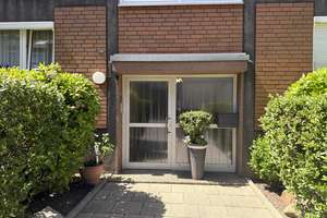 Bezugsfreie Eigentumswohnung mit Weitblick zwischen Essen-Kray und Leithe   ca. 81m² im 4.OG