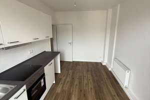 NEU *Paul & Partner* ! RENOVIERT MIT NEUER EINBAUKÜCHE & BALKON ! – Die vollständige Adresse der Immobilie erhältst du vom Anbieter., 65195 Westend / Bleichstraße, Wiesbaden – Vorschaubild 2