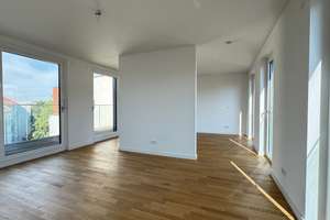 Luxuriöses Dachgeschoss mit ruhiger Terrasse und EBK ! – Florastraße  67B, 13187 Pankow (Ortsteil), Berlin – Vorschaubild 6