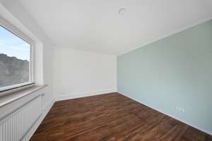 Maisonette-Wohnung mit hochwertiger Sanierung, Einbauküche und Gartenbereich – Die vollständige Adresse der Immobilie erhältst du vom Anbieter., 24147 Elmschenhagen, Kiel – Vorschaubild 9