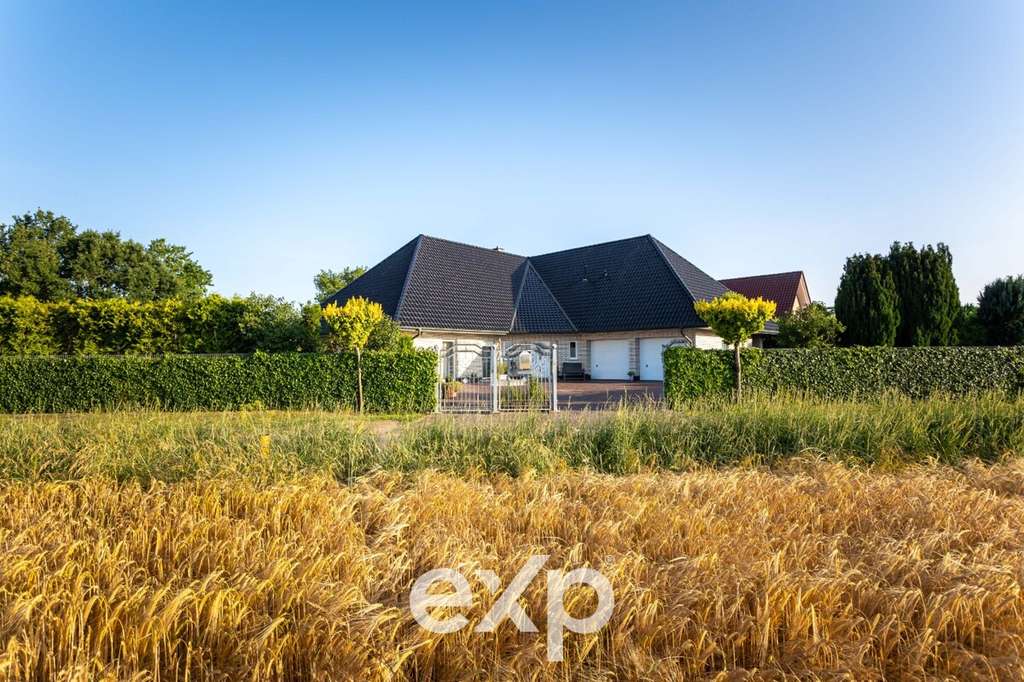 Immobilie in Molbergen - Wahnsinnig! Ausbaufähiger Bungalow in Molbergen-Ermke - Bild 0