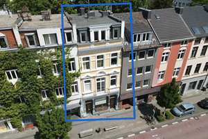 Achtung Liebhaberobjekt Wohnen und Arbeiten unter einem Dach im Aachener Dreifensterhaus

 – Die vollständige Adresse der Immobilie erhältst du vom Anbieter., 52062 Kaiserplatz, Aachen – Vorschaubild 1