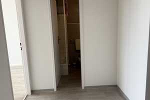 Renovierte 2-Zimmer-Stadtwohnung mit 2 Balkonen – Herford (Kreis) – Vorschaubild 3