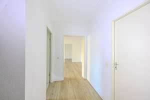 Charmante und helle 2-Zimmer-Wohnung mit Balkon in Westausrichtung gelegen in Hamburg Rahlstedt – Die vollständige Adresse der Immobilie erhältst du vom Anbieter., 22147 Rahlstedt, Hamburg – Vorschaubild 15