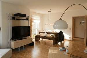Eigentumswohnung in Düsseldorf-Unterbach: Schicke 2-Zimmerwohnung mit großem Balkon! – Die vollständige Adresse der Immobilie erhältst du vom Anbieter., 40627 Unterbach, Düsseldorf – Vorschaubild 2