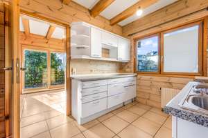 Freistehendes Holzhaus in idyllischer Natur nahe Köln – Einliegerwohnung, ruhige Sackgasse – Hauptstraße 56, 51503 Rösrath – Vorschaubild 9