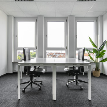 Großraumbüros für 10 Personen in HQ Plaerrer
