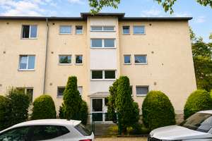 Kapitalanlage in gefragter Lage: Eigentumswohnung mit Balkon in Berlin-Tegel!