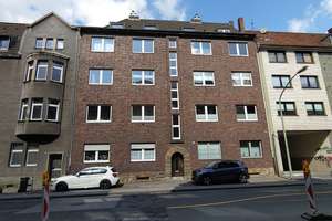Helle, renovierte 2-Zimmer-Wohnung mit Parkett in Duisburg-Neudorf – Sternbuschweg 16, 47057 Neudorf-Nord, Duisburg – Vorschaubild 2