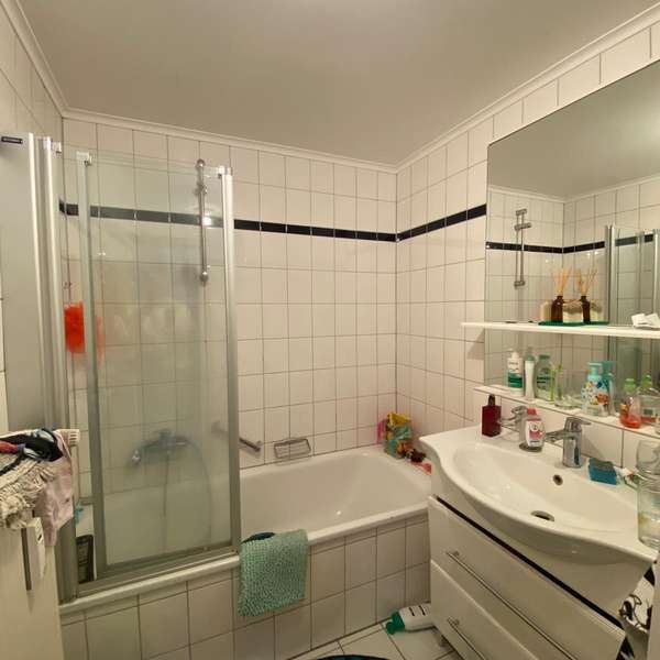 *** 3-Zimmer-Wohnung - sehr gepflegtes Mehrfamilienhaus - Gartennutzung mit Grill - Waldnähe***