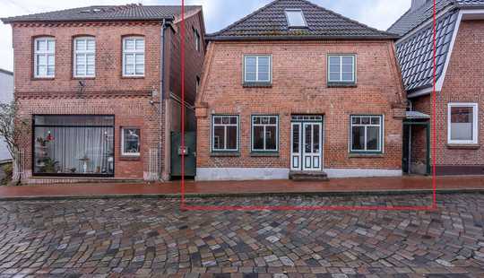 Bild von Stadthaus mit Gewerbeeinheit im historischen Zentrum von Lütjenburg