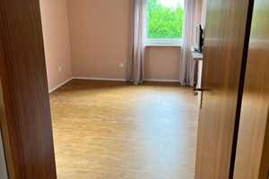 Zwei - Parteienhaus im oberen Rosenviertel, sehr ruhig gelegen – Friedrich-Rückert Str. 16, 97688 Bad Kissingen (Kreis) – Vorschaubild 7