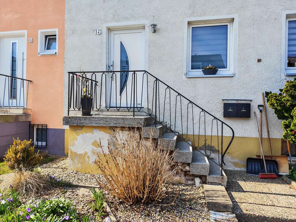 Immobilie in Helmbrechts - Zweifamilienhaus in Helmbrechts - Bild 1