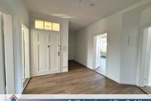 Erstbezug nach Modernisierung: 2 Zimmer Dachgeschoßwohnung im  Inneren Osten von Regensburg – 93059 Ostenviertel, Regensburg – Vorschaubild 3