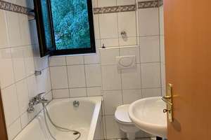 3-Zimmer-Wohnung mit sonnigem Balkon und zwei Badezimmern in Essen – Bunsenstraße 73, 45145 Holsterhausen, Essen – Vorschaubild 8