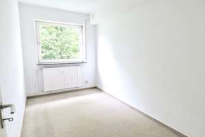 Bezugsfreie Familienwohnung mit Südbalkon und Tiefgaragenstellplatz – Die vollständige Adresse der Immobilie erhältst du vom Anbieter., 12167 Steglitz, Berlin – Vorschaubild 8